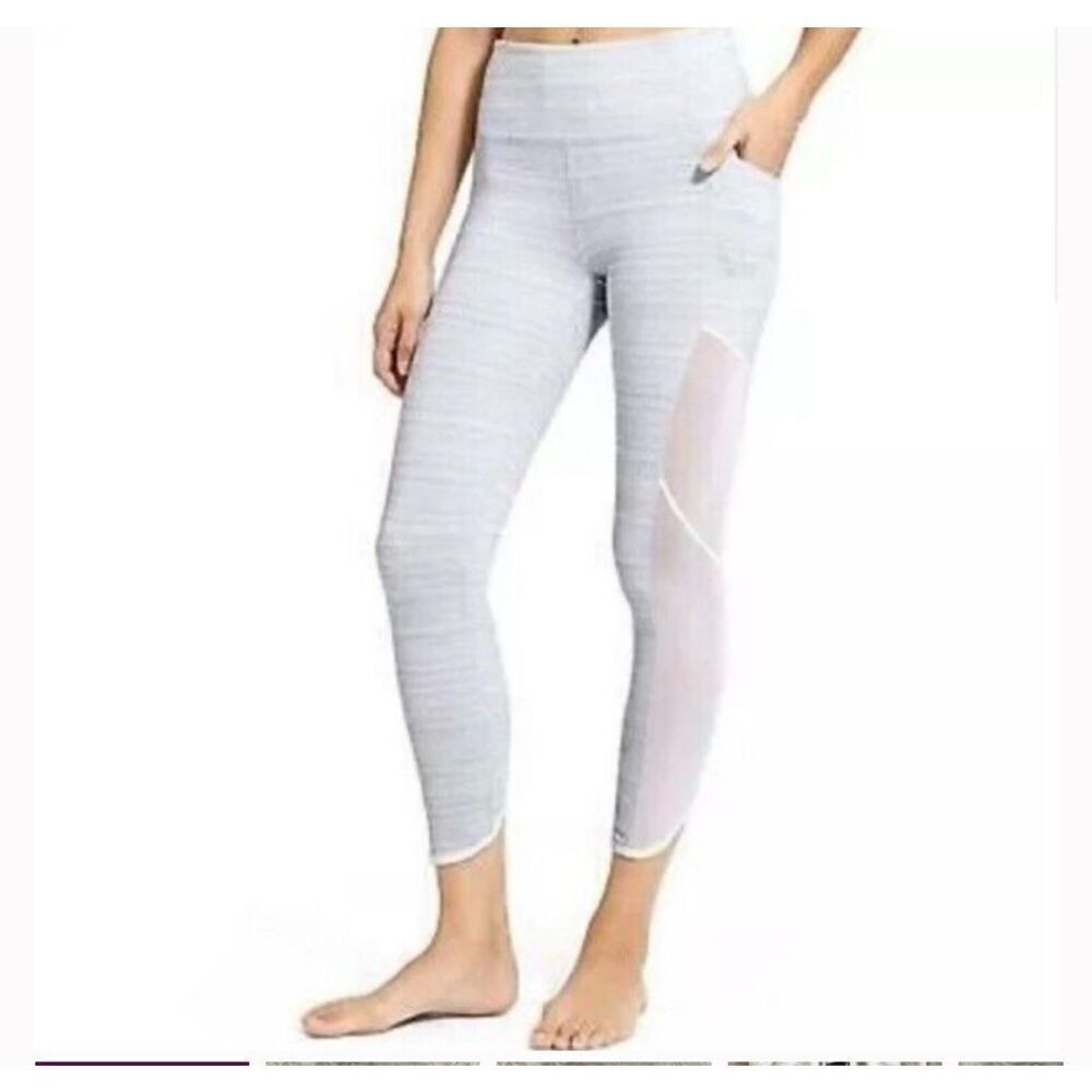 Athleta Yoga Chaturanga To Town Capri  Women's XS‎ Gray Mesh Side